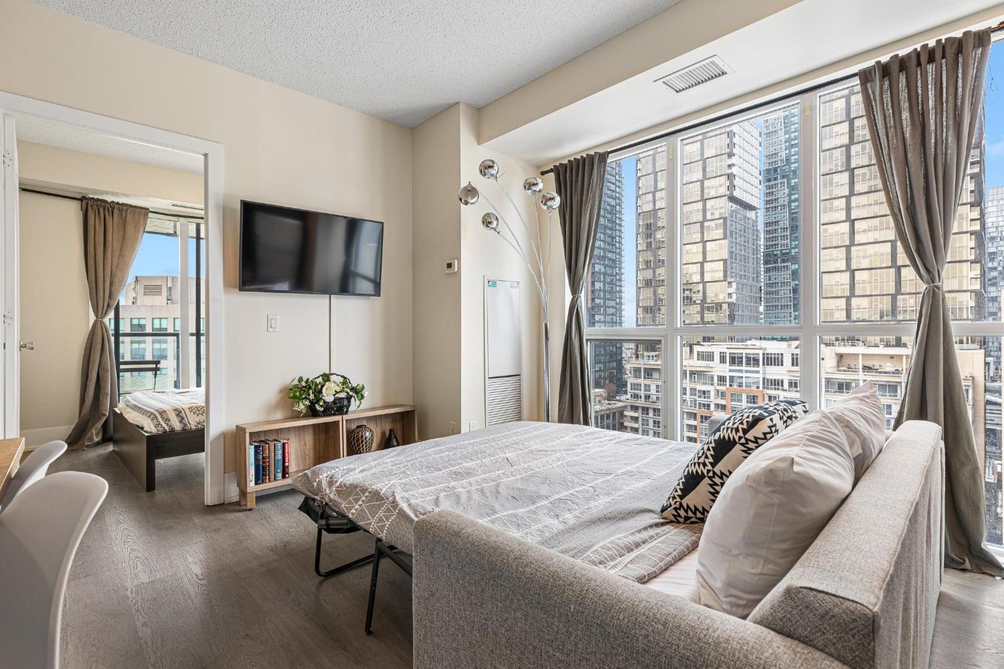 3 Bedroom Beside Cn Tower With Parking Downtown Toronto Kültér fotó